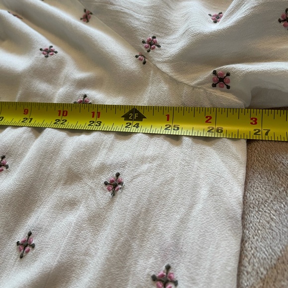 Pink Floral Embroidered Boho Peasant top - Picture 12 of 12